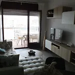 Apartamento Para 6 En Roses Con Ascensor Y Aparcamiento - Es-204-71