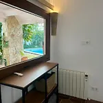 Praga 2 - Encantadora Casa Con Piscina Y Vistas Al Bosque!