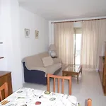 Apartamento Cerca De La Playa Con Piscina Y Parking