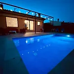 Modernes Einfamilienhaus Mit Pool