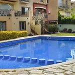 Casa Con Piscina Privada A 100M De La Playa, Ideal Para Familias - Hisp-288-61