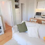 Apartamento Con Terraza Y Vistas Al Mar En Llanca - Es-170-93