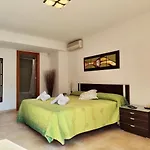 Large Floor With Communal Pool