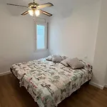 Bonito Duplex En Roses Con Vistas Al Mar Cerca De La Playa