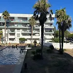 Bonito Apartamento Con Parking Y Piscina En Roses