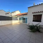 Casa Cerca De La Playa Con Piscina Comunitaria