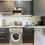 Welcs Apartamento 214 Emp Con Vistas Al Canal
