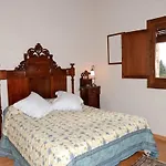 Villa In Peratallada With Private Pool