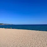 Seafront Apartment - Costa Brava