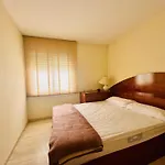 Apartamento En 1ª Linea Con Vistas, Piscina Y Acceso A Calanques - Es-258-97