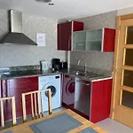 Hermoso Piso En Un Paso De La Playa De Fenals Con Terraza
