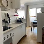 Apartamento En Frente Al Mar De Empuriabrava