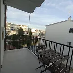 Cozy Apartment With Views