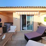 Duplex Apartment In Palau-Saverdera