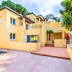 Global Velazquez - By Global Rental Holidays 8539