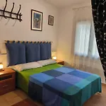 Charming House In L'Escala With Terrace