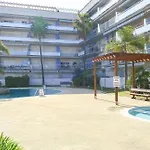 V030 - Port Canigo