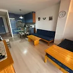 Bonito Piso Con Piscina Comunitaria Av-71