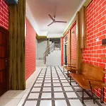 Oyo Life 3720 Homestay Gayatri Janti