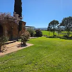 Casa De Campo En El Emporda