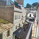 Pont Vell A Dos Metros De La Playa