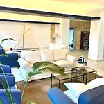 Hotel Garbi