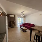 Apartamento En Zona Tranquila De Empuriabrava