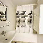 2112 Hort De Mar A 306, Vista Inmejorable, En 1ª Linea De Mar Y Frente A La Playa Mas Espaciosa De Roses. Edificio Tranquilo. Parking. - Es-258-37