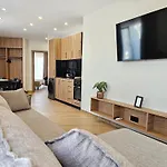 Lagom Apartments New, 5 Min Walk From The Sea