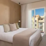 Aqua Hotel Bertran Park