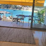 Luxury Apartment In Front Of The Sea