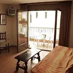 Apartamentos Rosa Clara
