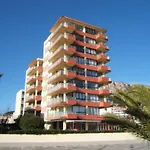 Cap Castell B4