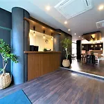 Hirakata Crystal Hotel