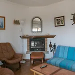 2 Bedroom Semi-Detached House In Urb. Torre Gran, L'Estartit. Great Garden And Community Pool