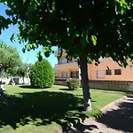 Apartamentos Falaguer