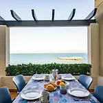 Apartment Aina