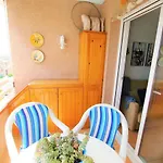 V&V Lloret - Apartamento Blau Precioso Apartamento Con Piscina Comunitaria, Parking Y Aire Acondicionado Solo Se Aceptan Familias