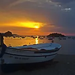 Lets Holidays Mediterranean Apartment 3 Minutes To The Beach 3
