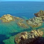 Lets Holidays Mediterranean Apartment 3 Minutes To The Beach 3