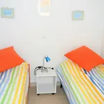 Holyday Center A02