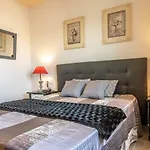 Goldhome - Valira