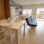 Apartment Grau