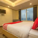 Stayapart - Potala Residency, Darjeeling