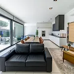 Villa Blanca