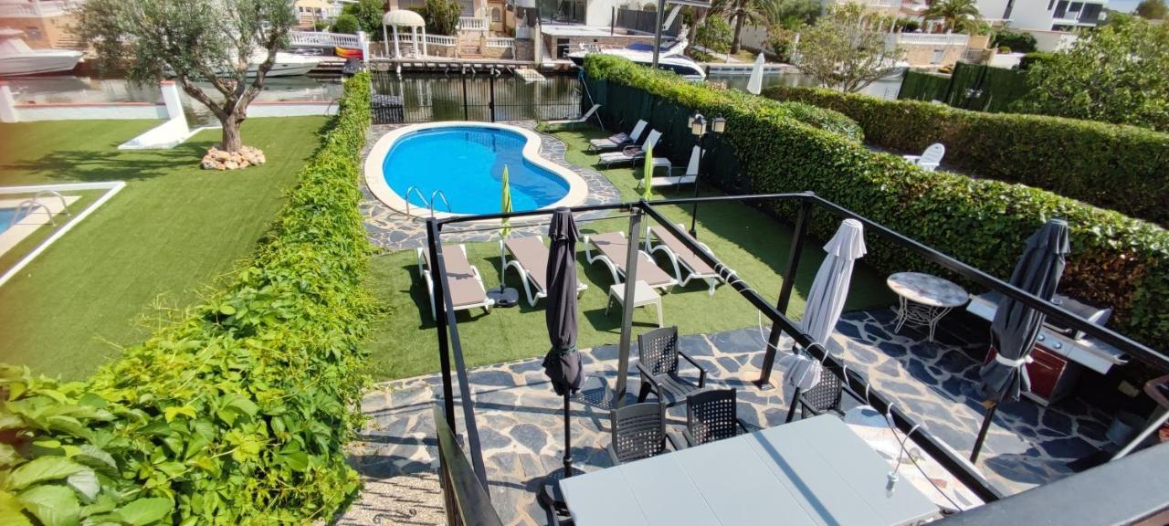 Holiday home 007 Noguera Empuriabrava