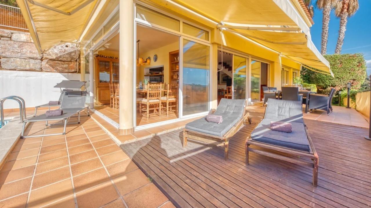 Costacabana - Santa Cristina Villa *