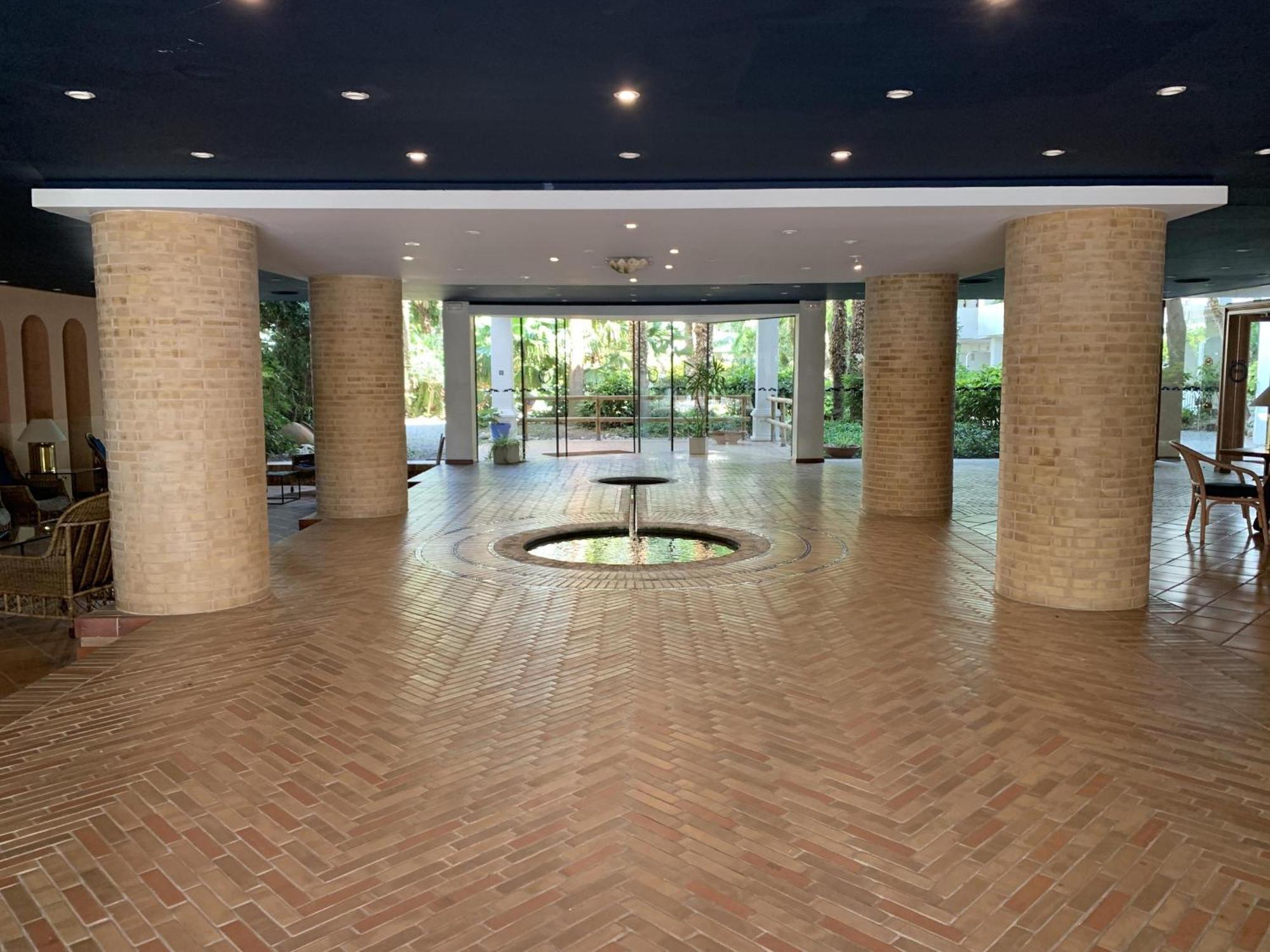 En Santa Margarita Con Piscina, Terraza Y Wi-fi - Es-228-153 罗萨斯