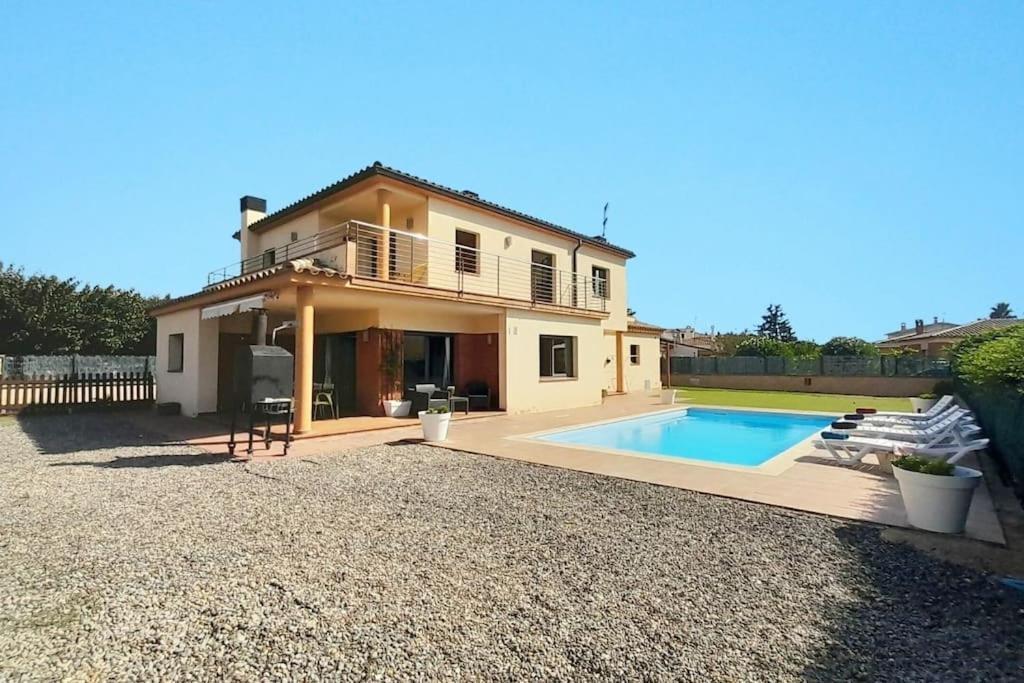 Mediterranea Con Cinco Y Piscina Calonge (Catalonia)