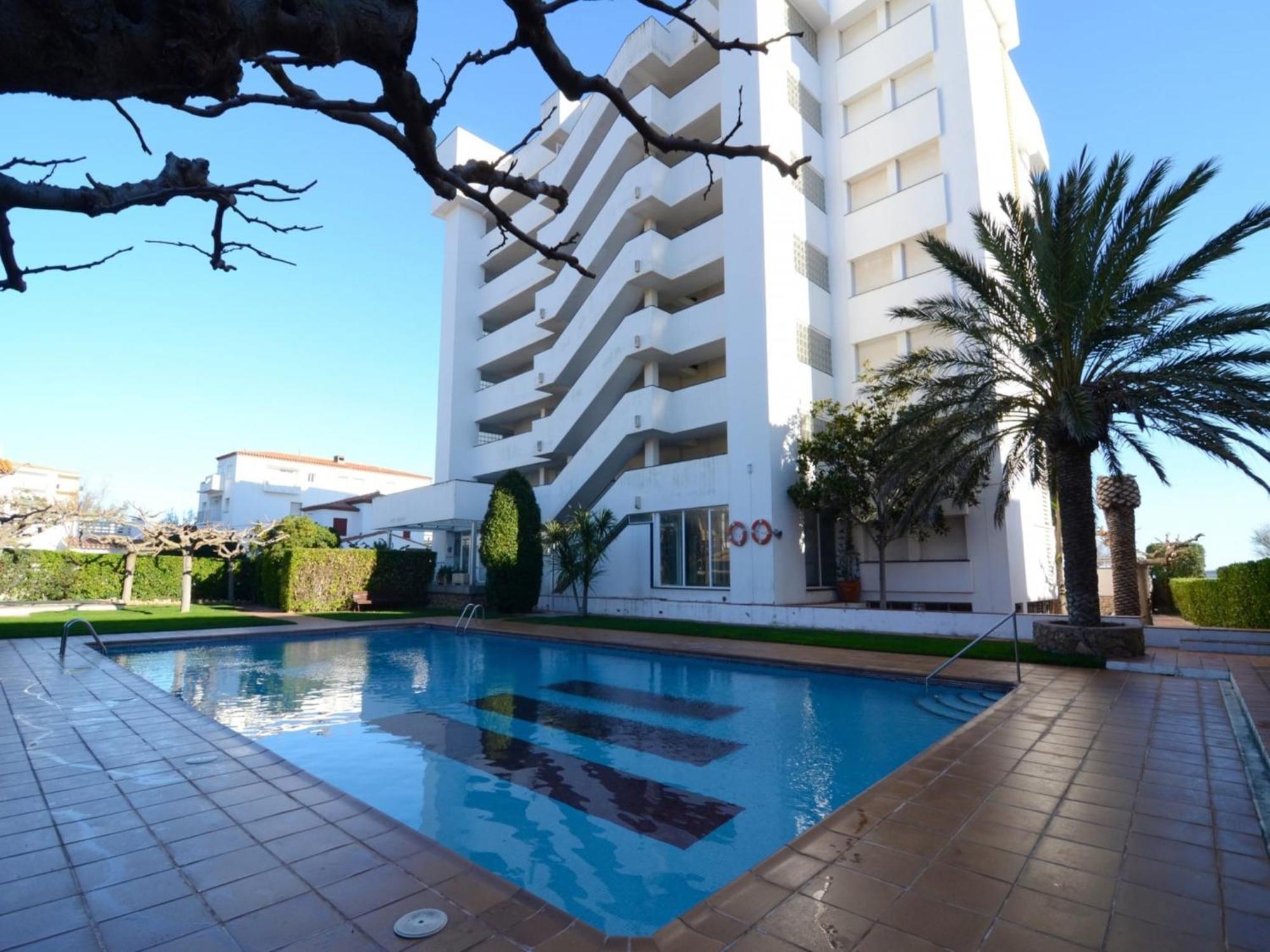 The In Has 2 Bedrooms 4 Pax L' Escala